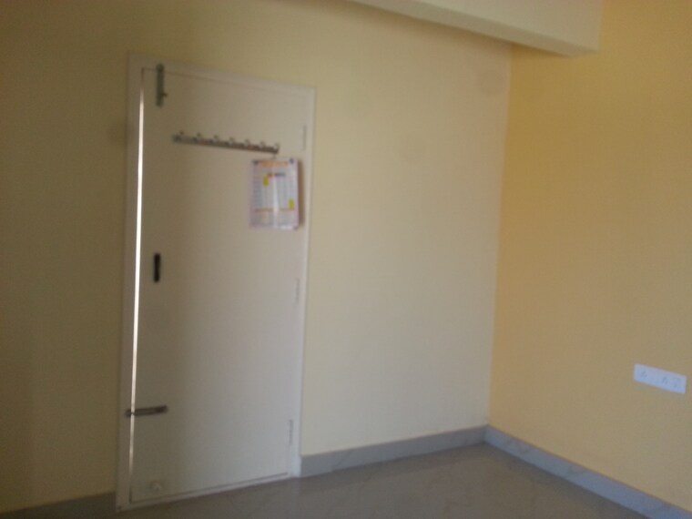 Room, rt nagar 1 RK 670 Sq.Ft. Independent House In Rt Nagar Bangalore 9539762