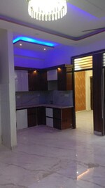 3 BHK 100 Sq.Yd. Builder Floor in Govindpuram