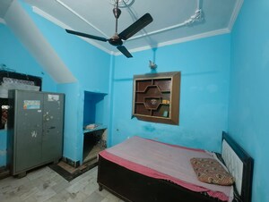 Bedroom in 1.5 BHK Independent House at Alpha Ii Greater Noida – for Rent