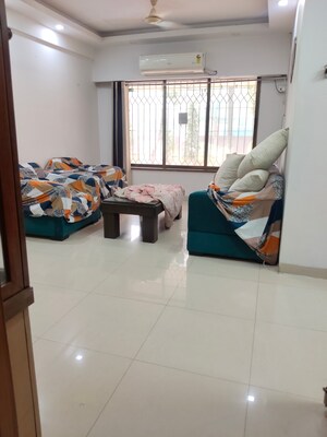 Team Area in 2 BHK Apartment at Palash Towers, Andheri West – for Rent