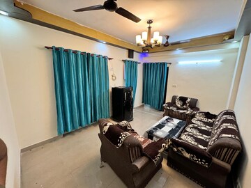Living Room in 1.5 BHK Independent House at Alpha Ii Greater Noida – for Rent