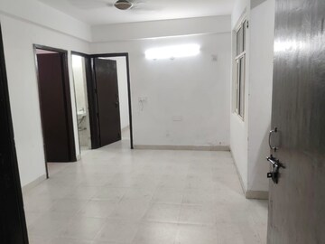 Room in 3 BHK Apartment at Nilaya Greens, Raj Nagar Extension – for Sale