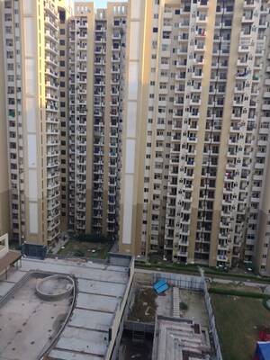 2.5 BHK Apartment – Exterior View View at Nimbus Express Park View - II, Chi V Greater Noida - for Rent