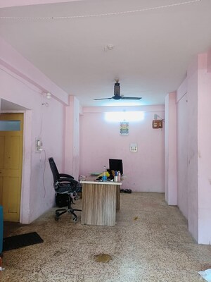 2 BHK Apartment For Sale in Navlakha