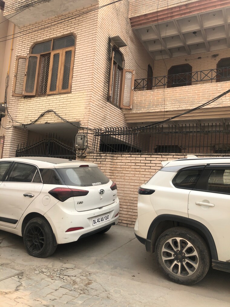  Parking, sector 11 4 Bedroom 1550 Sq.Ft. Independent House In Sector 11 Panipat 9540237
