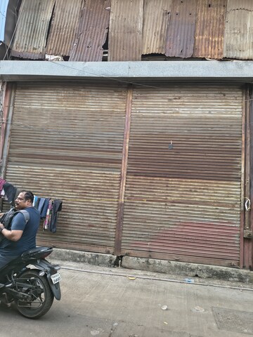 Furnished Amenities in  Warehouse at Kurla West – for Rent