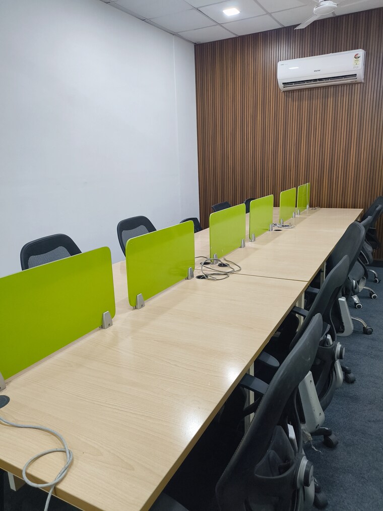 Team Area, industrial area Commercial Office Space 500 Sq.Ft. In Industrial Area Mohali 9540343