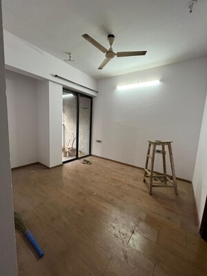 Room in 3 BHK Apartment at Lodha Palava Urbano D And E, Dombivli East – for Rent