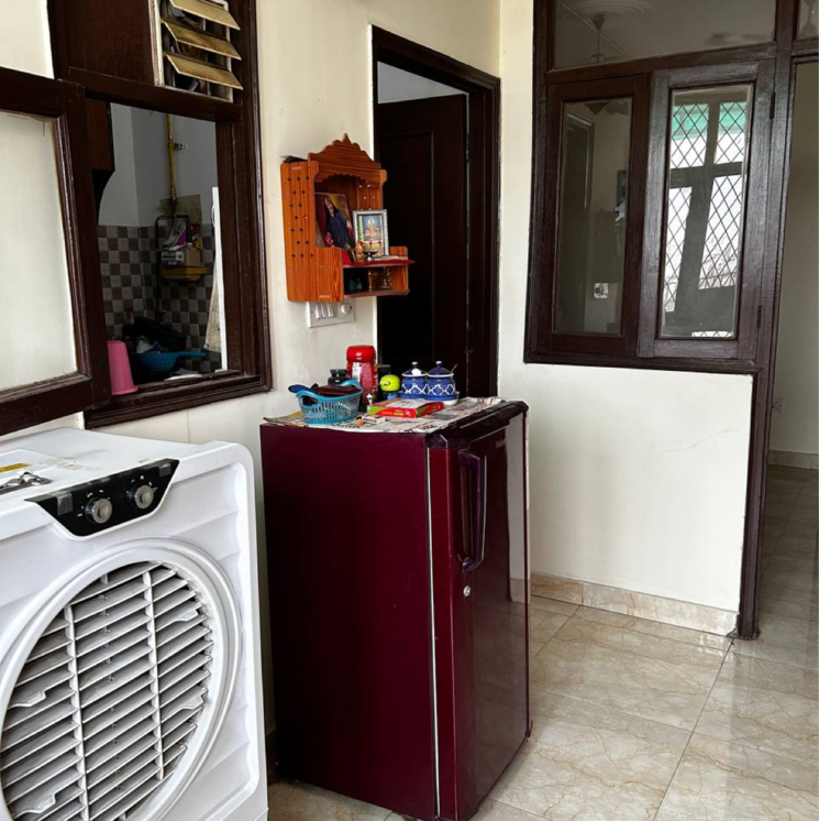 Team Area, malviya nagar 1 Bedroom 600 Sq.Ft. Builder Floor In Malviya Nagar Delhi 9540694