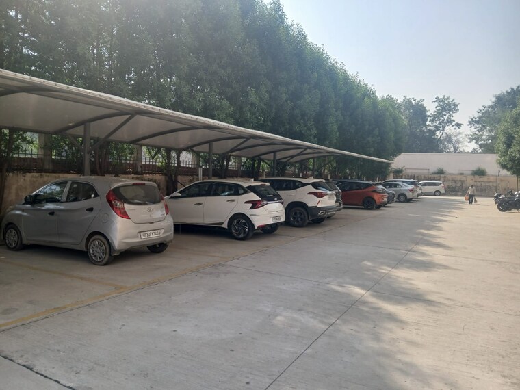  Parking, kiara-residency 2 Bedroom 1039 Sq.Ft. Apartment In Sushant Golf City Lucknow 9540958