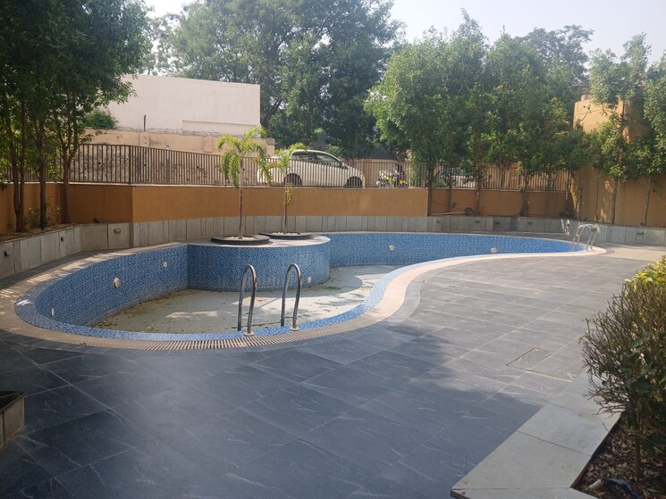 Swimming Pool, kiara-residency 2 Bedroom 1039 Sq.Ft. Apartment In Sushant Golf City Lucknow 9540958