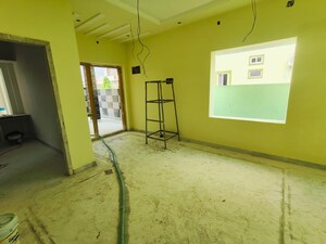 Room in 2 BHK Independent House at Mangaldas Nagar – for Sale