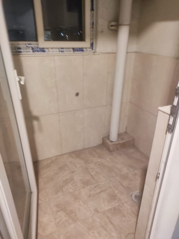 Bathroom, indis-viva-city 2 Bedroom 1475 Sq.Ft. Apartment In Kondapur Hyderabad 9541055