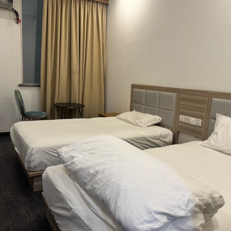 Bedroom, dlf cyber city Pg For Boys & Girls In Dlf Cyber City 9540974