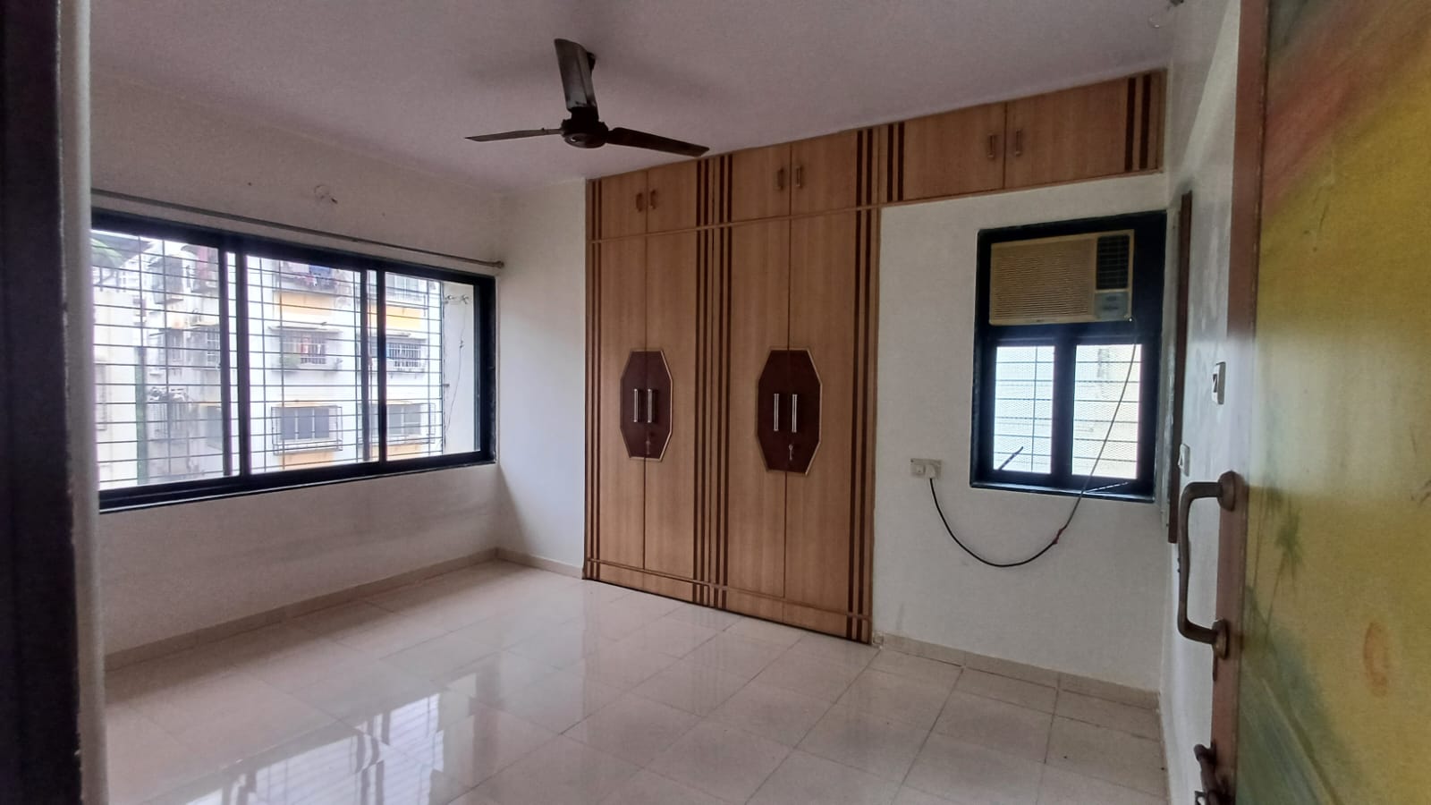 2 BHK + Extra Room Apartment For Rent in Naupada