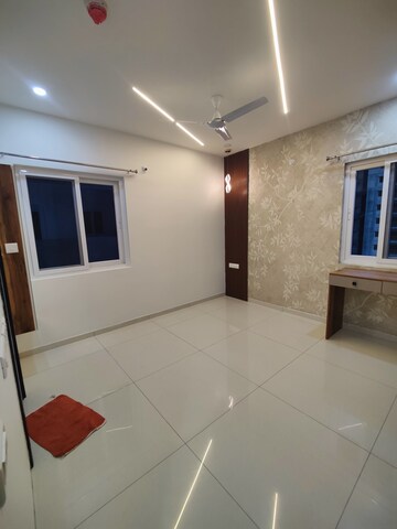 Room in 3 BHK Apartment at Rajapushpa Provincia, Narsingi – for Rent