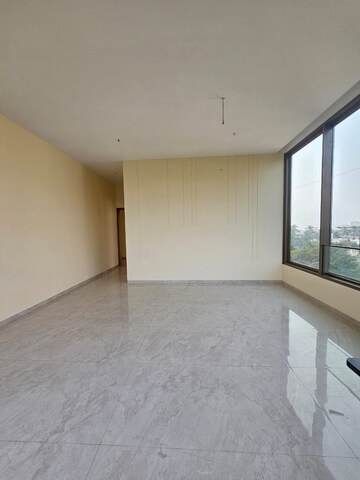Room in 4 BHK Apartment at Wadhwa Samarpan, Pali Hill – for Sale