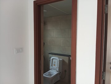 Bathroom in 1 BHK Apartment at Prestige Primrose Hills, Banashankari 6th Stage – for Rent