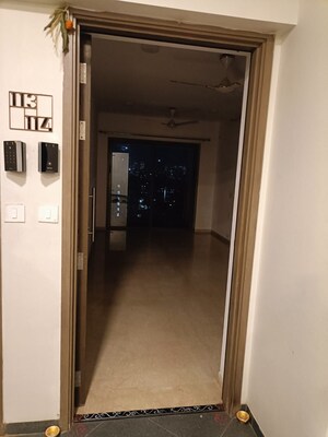 Building Lobby in 2 BHK Apartment at Kalpataru Paramount, Kapur Bawdi – for Rent