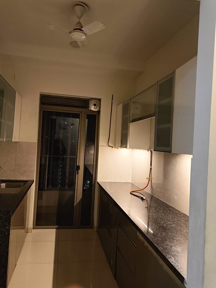 Kitchen, kalpataru-paramount 2 Bedroom 711 Sq.Ft. Apartment In Kapur Bawdi Thane 9541044