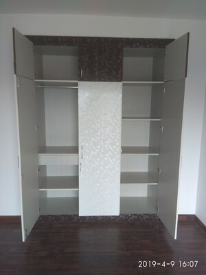 Furnished Amenities in 2 BHK Apartment at Signature Global Synera, Sector 81 – for Rent