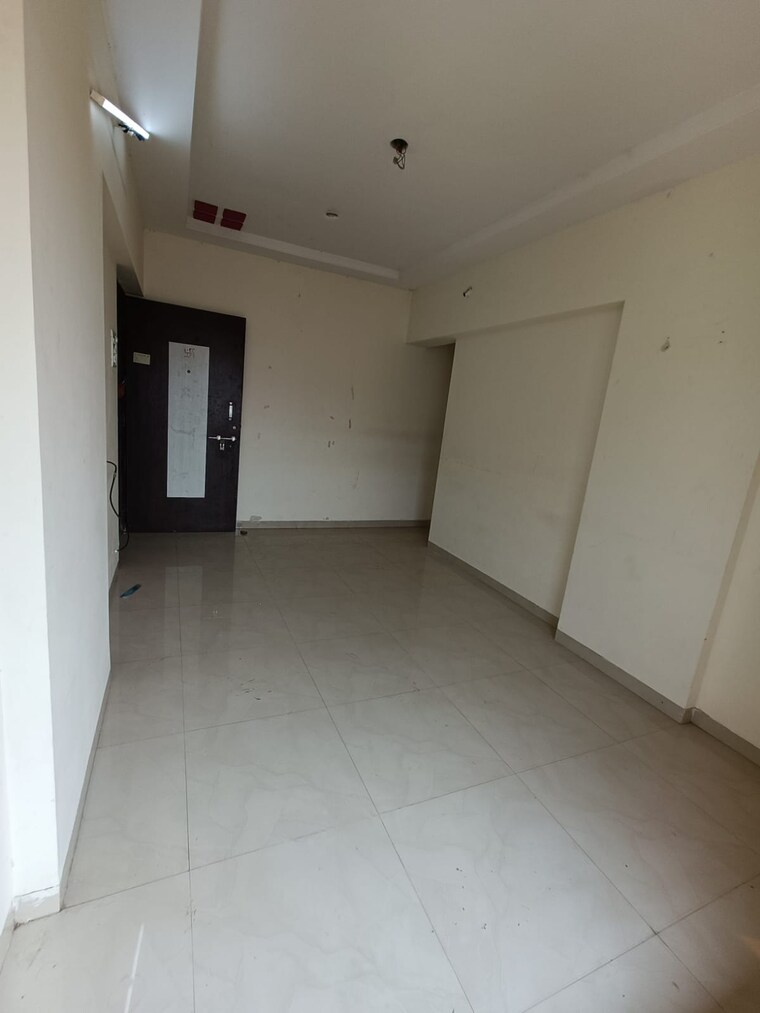 Room, rr-hill-galaxy 1 Bedroom 402 Sq.Ft. Apartment In Mira Road Thane 9541063