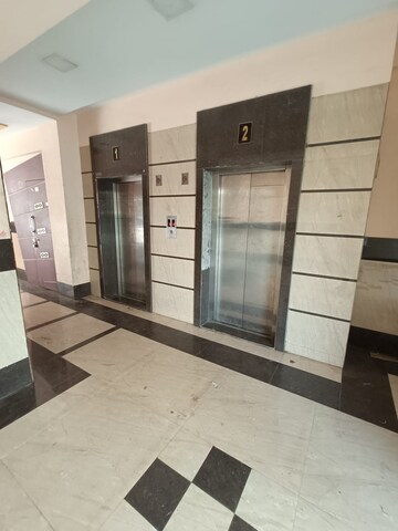 Lift in 1 BHK Apartment at RR Hill Galaxy, Mira Road – for Sale