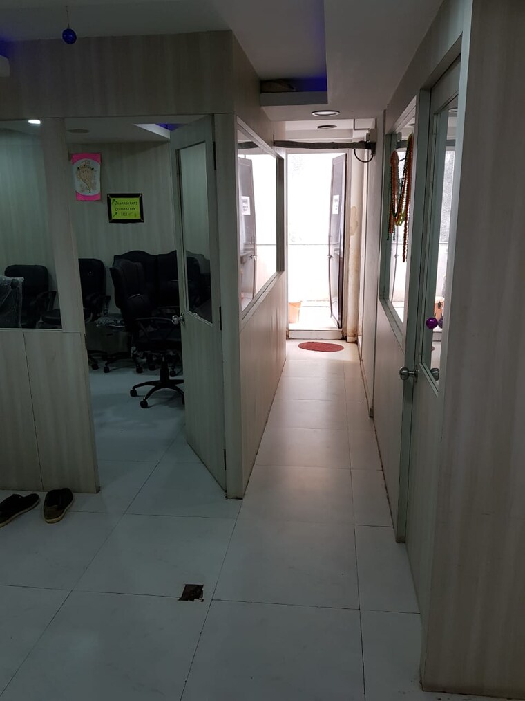 undefined, alkapuri Commercial Office Space 1500 Sq.Ft. In Alkapuri Vadodara 9541069