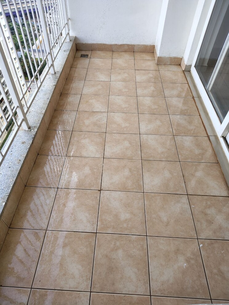 Balcony, prestige-park-view 3 Bedroom 1831 Sq.Ft. Apartment In Whitefield Bangalore 9541083