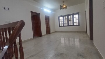 Room in 3 BHK Independent House at Koramangala – for Rent