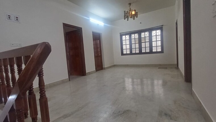 Room, koramangala 3 Bedroom 1800 Sq.Ft. Independent House In Koramangala Bangalore 9541081