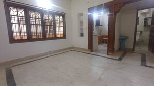 Room in 3 BHK Independent House at Koramangala – for Rent