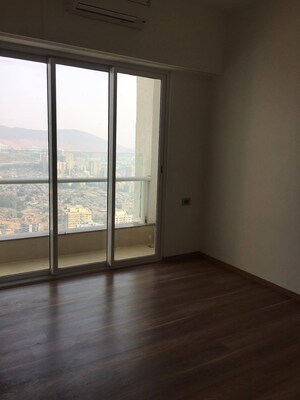 Room in 3 BHK Apartment at Omkar Alta Monte, Malad East – for Rent