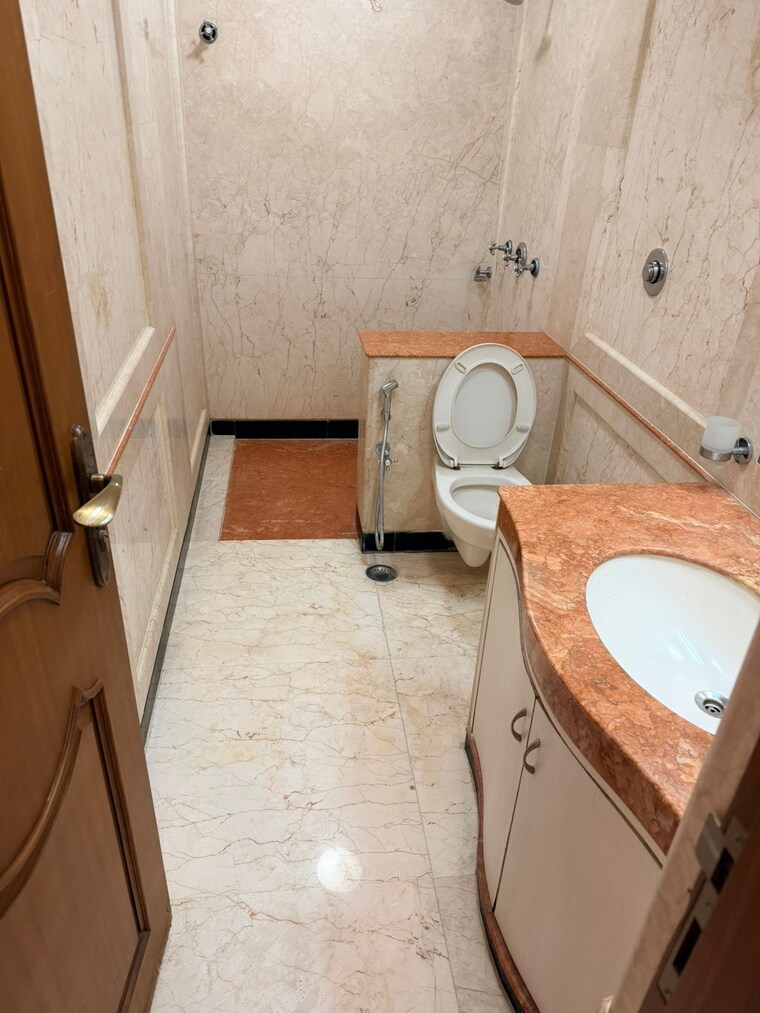 Bathroom, ha-arcade 3 Bedroom 2000 Sq.Ft. Apartment In Koramangala Bangalore 9541112
