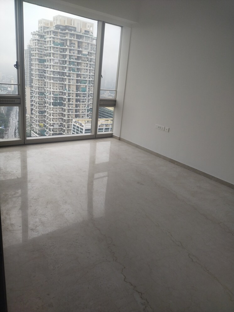 Master Bedroom, lnt-crescent-bay-t3 3 Bedroom 1041 Sq.Ft. Apartment In Parel Mumbai 9541110