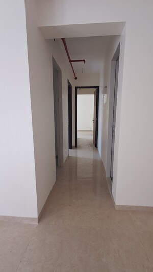 Furnished Amenities in 2 BHK Apartment at Chandak Cornerstone, Worli – for Rent