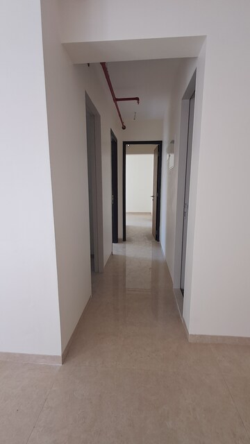 Furnished Amenities in 2 BHK Apartment at Chandak Cornerstone, Worli – for Rent