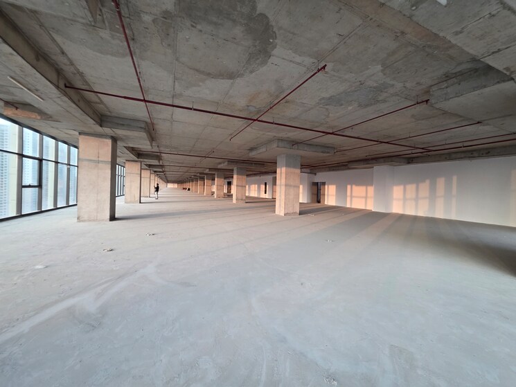  Parking, madhapur Commercial Office Space 5000 Sq.Ft. In Madhapur Hyderabad 9541136