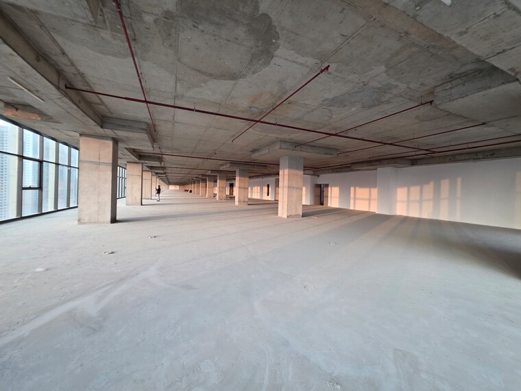  Parking, madhapur Commercial Office Space 5000 Sq.Ft. In Madhapur Hyderabad 9541136