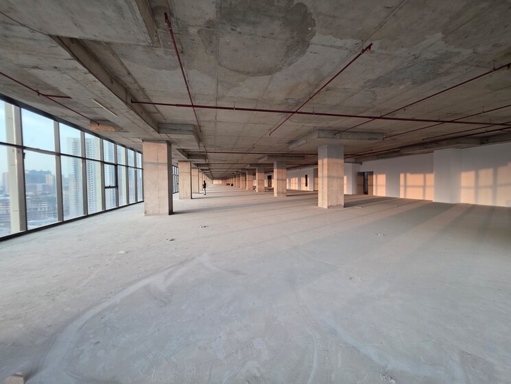  Parking, madhapur Commercial Office Space 5000 Sq.Ft. In Madhapur Hyderabad 9541136