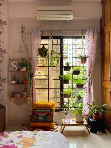 Living Room in 3 BHK Apartment at Aristo Pearl Residency, Prabhadevi – for Rent