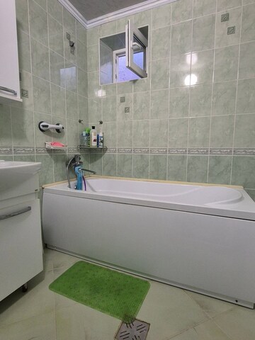 Bathroom in 3 BHK Apartment at Aristo Pearl Residency, Prabhadevi – for Rent