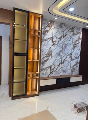 Room in 3 BHK Apartment at Prestige Beverly Hills, Kokapet – for Rent