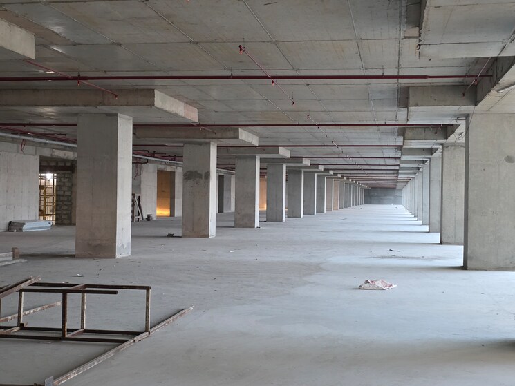  Parking, gachibowli Commercial Office Space 10000 Sq.Ft. In Gachibowli Hyderabad 9541161