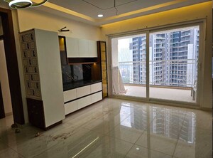 Room in 3 BHK Apartment at Prestige Beverly Hills, Kokapet – for Rent