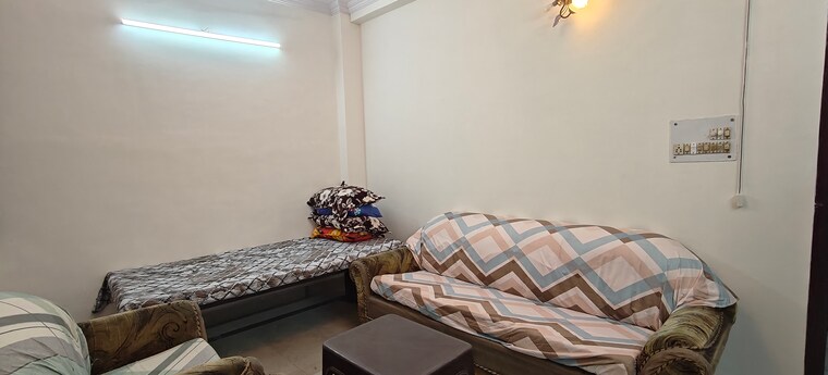 Bedroom, mayur vihar 1 1 Bedroom 500 Sq.Ft. Builder Floor In Mayur Vihar 1 Delhi 9541177