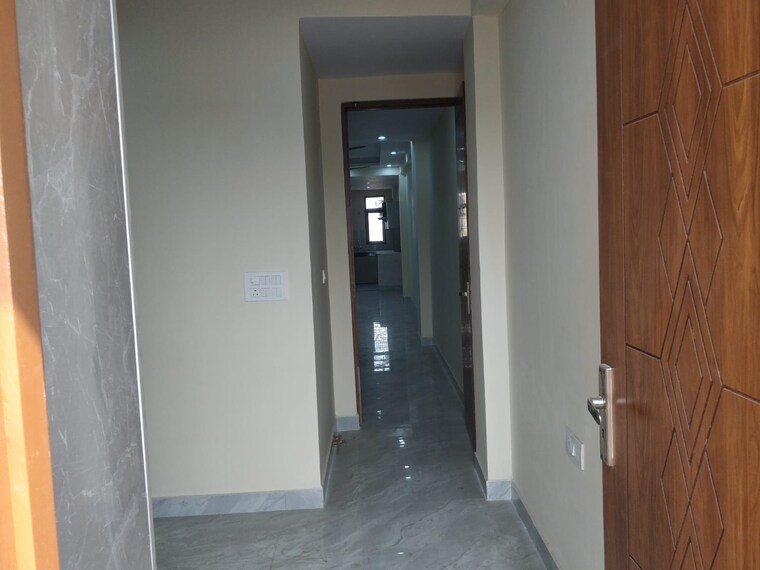 Room, mayur vihar 1 2 Bedroom 700 Sq.Ft. Builder Floor In Mayur Vihar 1 Delhi 9541179