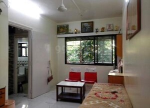 Room in 1 BHK Apartment at Highway Park  Apartment, Kandivali East – for Sale