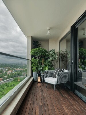 Balcony in 3 BHK Builder Floor at Sector 104 – for Sale