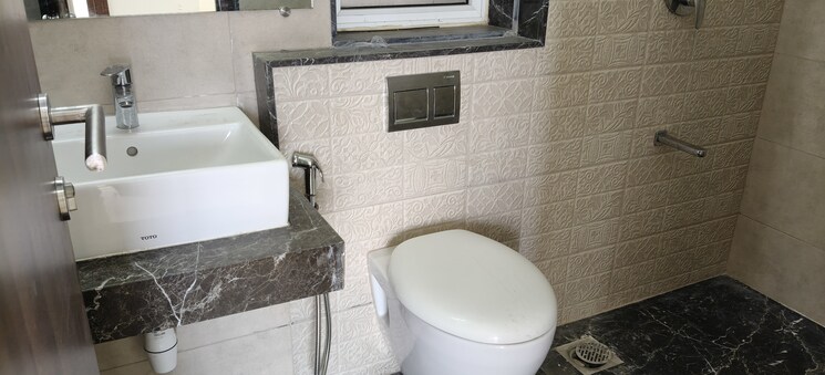 Bathroom, kalpataru-radiance 3 Bedroom 1032 Sq.Ft. Apartment In Goregaon West Mumbai 9541196